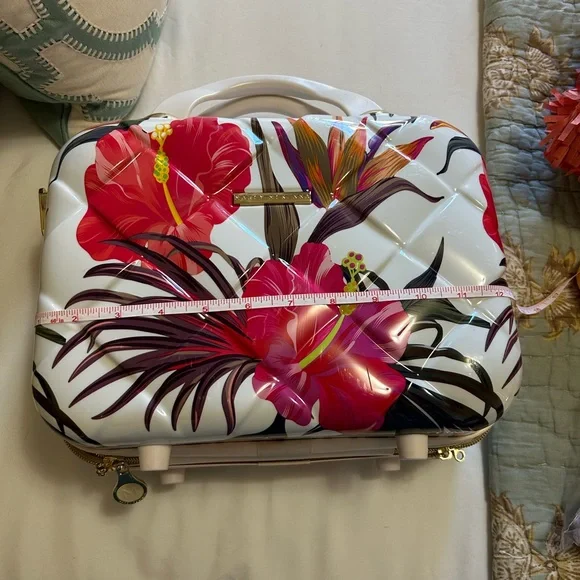Vibrant Floral Marcy McKenna travel makeup accessory case - Picture 12 of 13